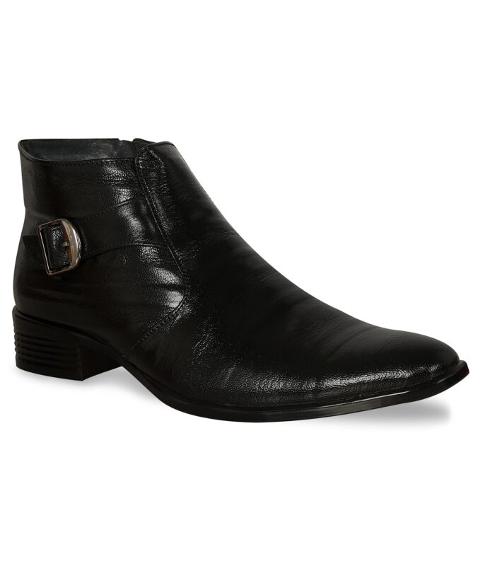 Black Leather Boots (Item 1104)