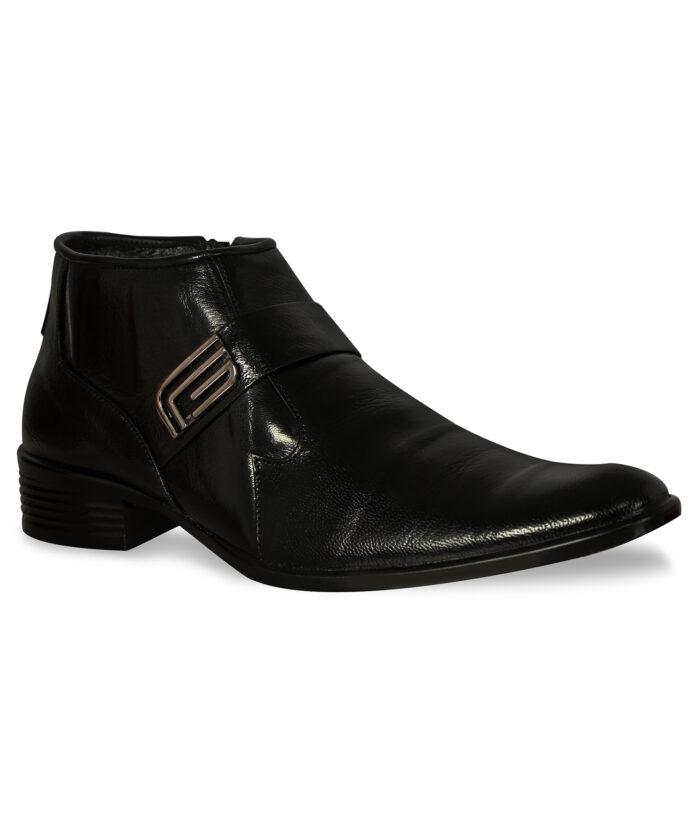 Black Leather Boots (Item 1102)